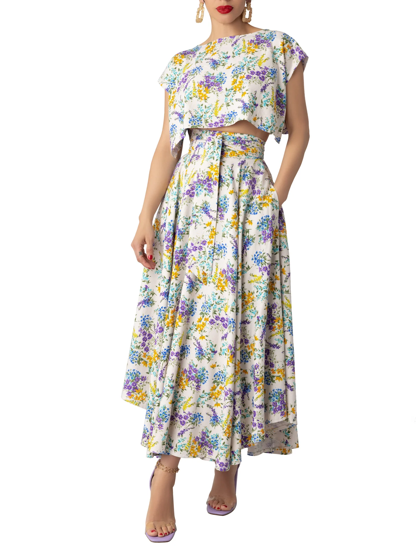 "Honeycup" Floral Crop Top - Image 3